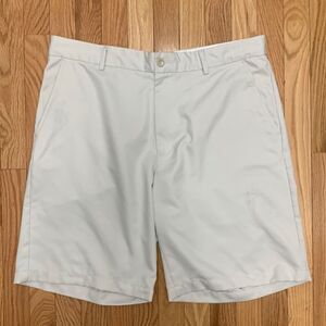 Greg Norman for Tasso Ella Men’s Khaki Performance Shorts‎